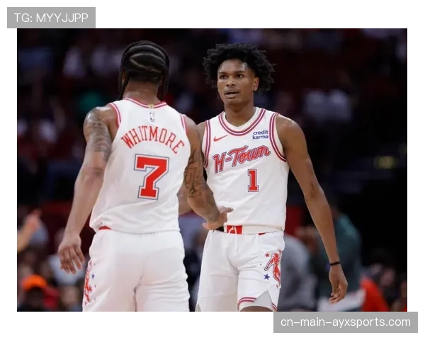 阿门·汤普森转型不投三分控卫 专注突破防守助火箭升级